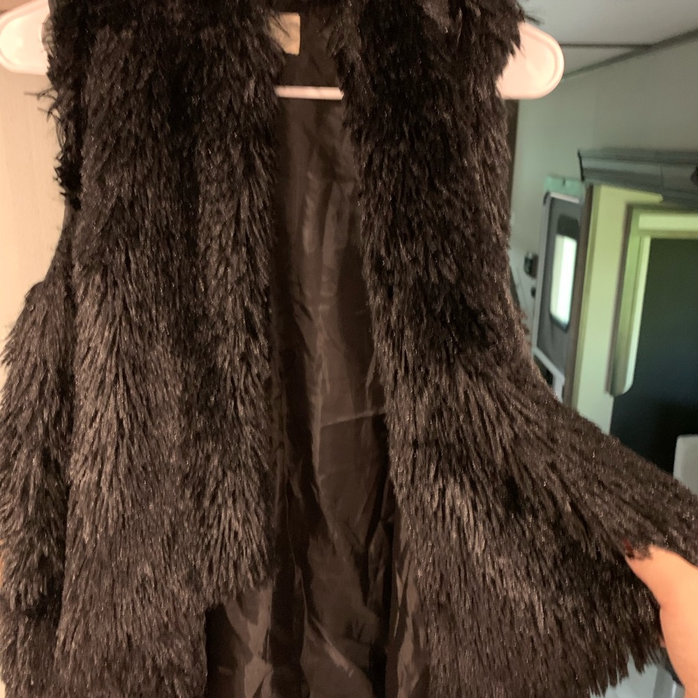 Fur vest